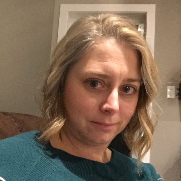 Meet your Posher, Tonya - Picture 1 of 1